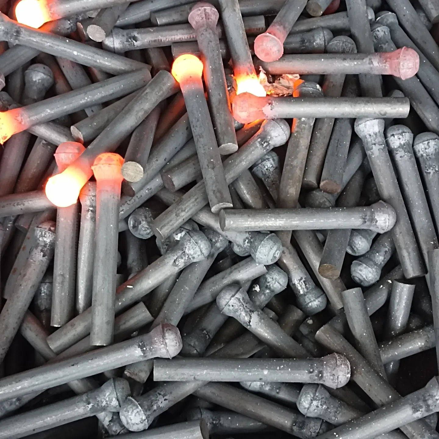 بهترین صنایع فورج میرزایی اصل (مگا فورج)