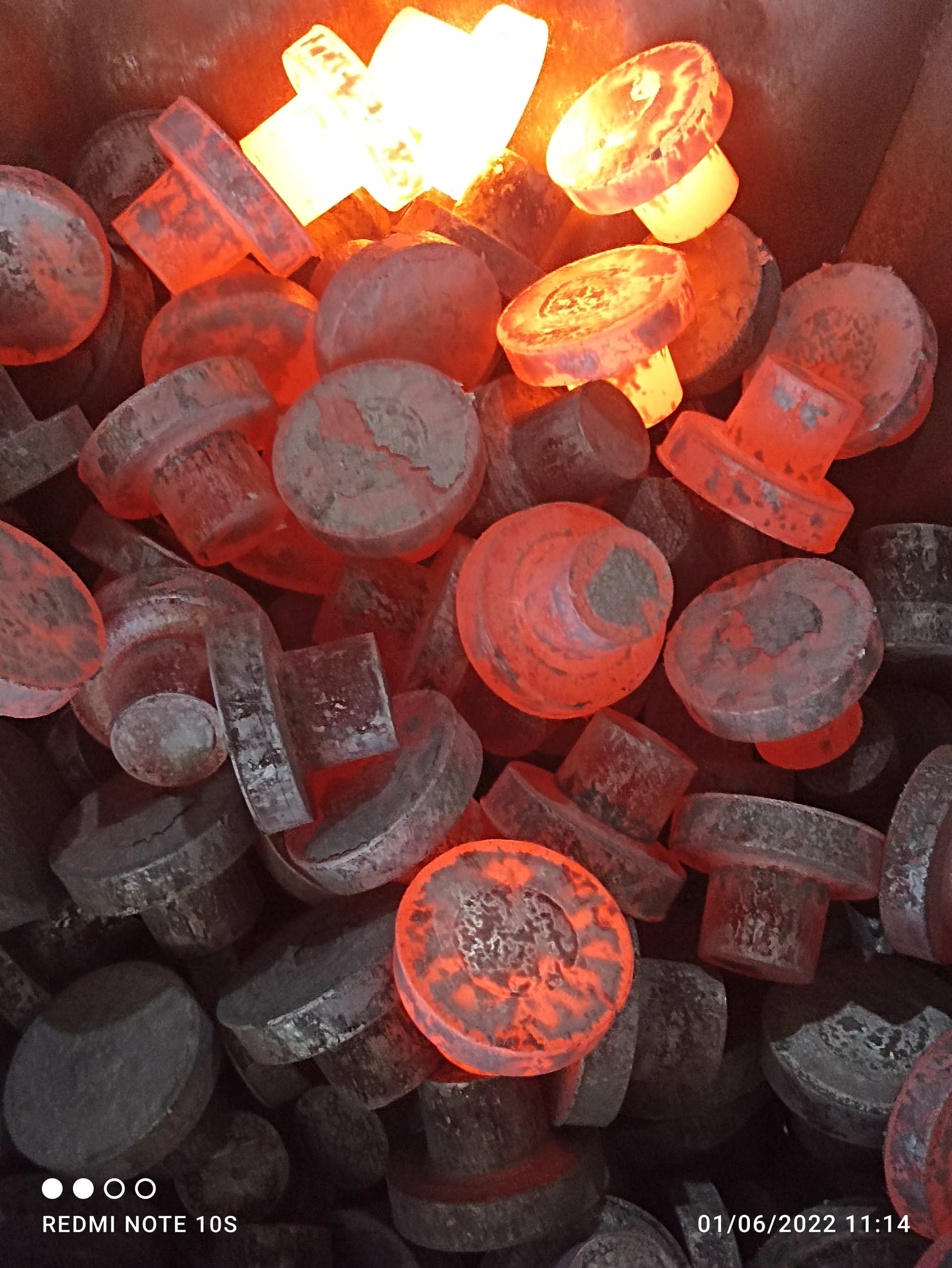 بهترین صنایع فورج میرزایی اصل (مگا فورج)